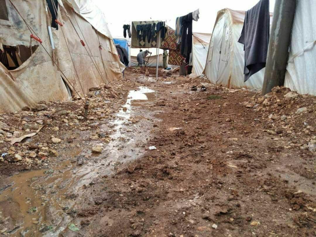 مخيمات إدلب والأمطار تحقيقات وتقارير موقع من إدلب