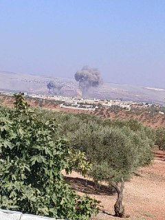 ما دلالة القصف الجوي الروسي على محيط إدلب اليوم