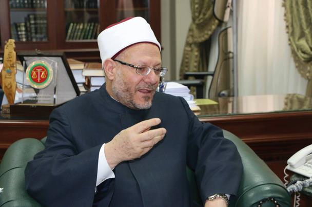 مقلدا علماء السعودية، مفتي مصر، «شوقي علام» يصف جماعة الإخوان المسلمين بالإرهابية